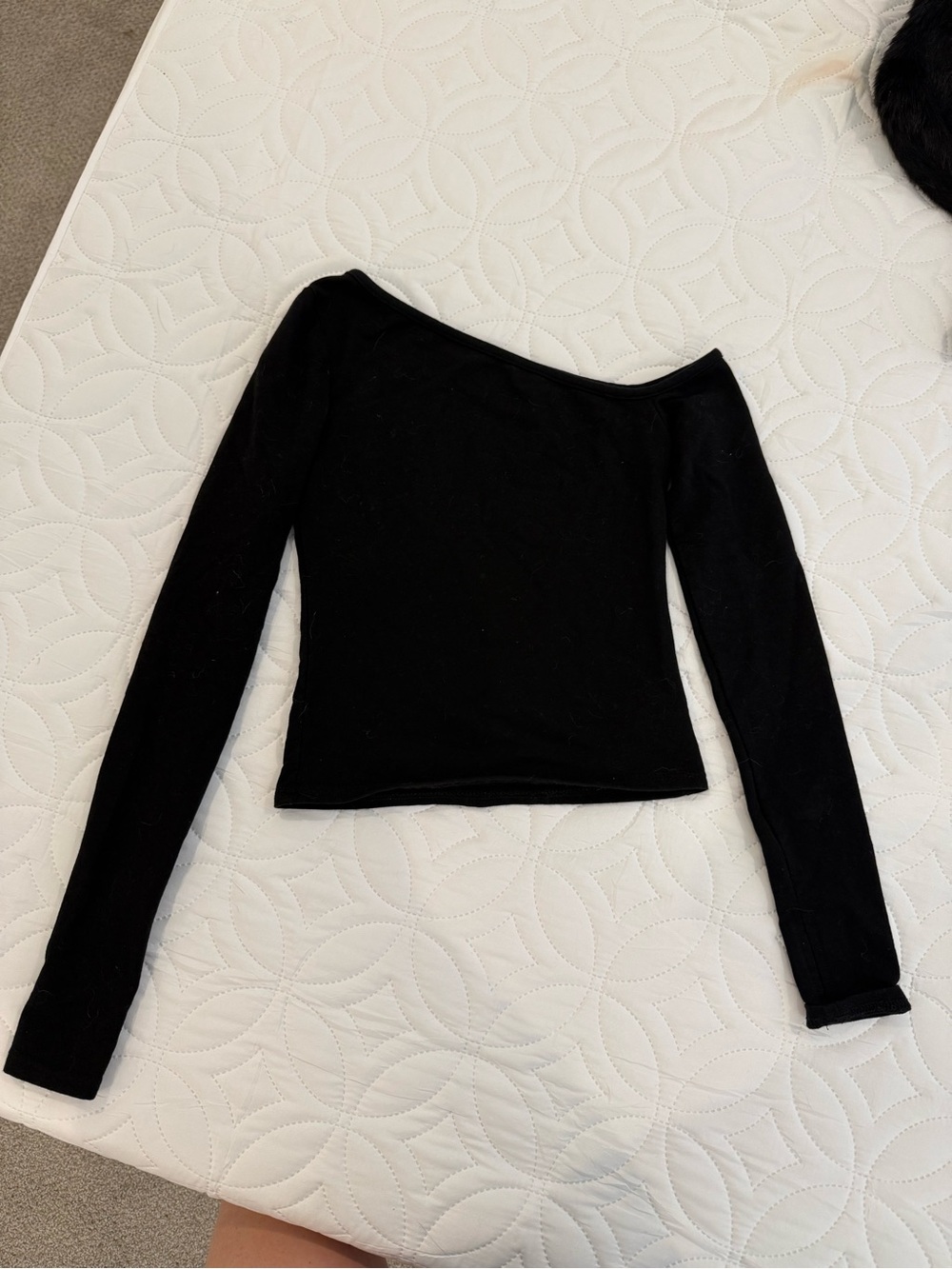 Edikted Black Off-Shoulder Long Sleeve Top